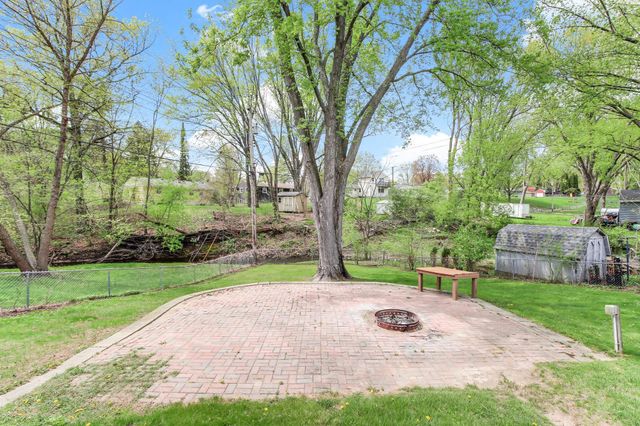 364 Meadow Lane, Woodbury, MN 55125