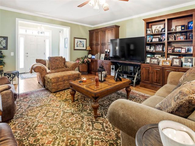 565 N Hulett Road, Villa Rica, GA 30180