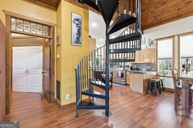 2175 Pea Ridge Road, Cornelia, GA 30531