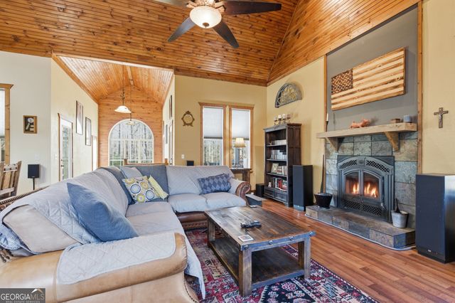 2175 Pea Ridge Road, Cornelia, GA 30531