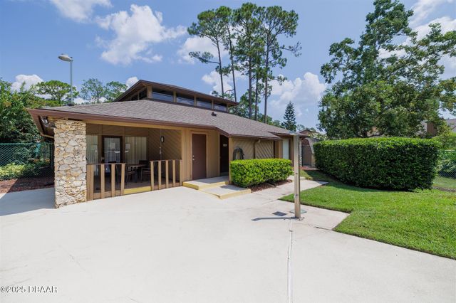 99 Old Barn Trail, Ormond Beach, FL 32174