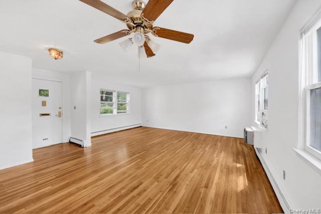 125 N Washington Avenue 68, Hartsdale, NY 10530