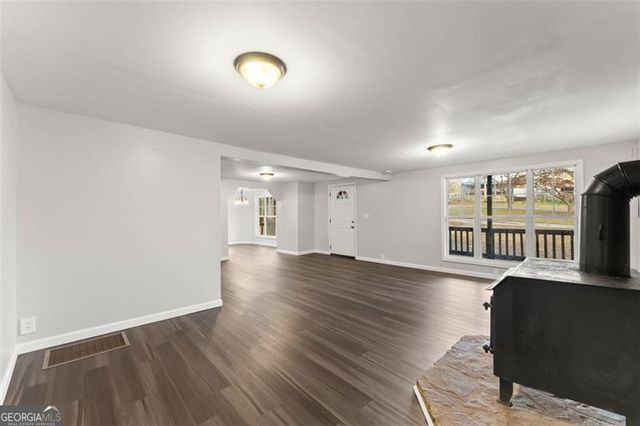 296 Norman Bell Road, Murrayville, GA 30564