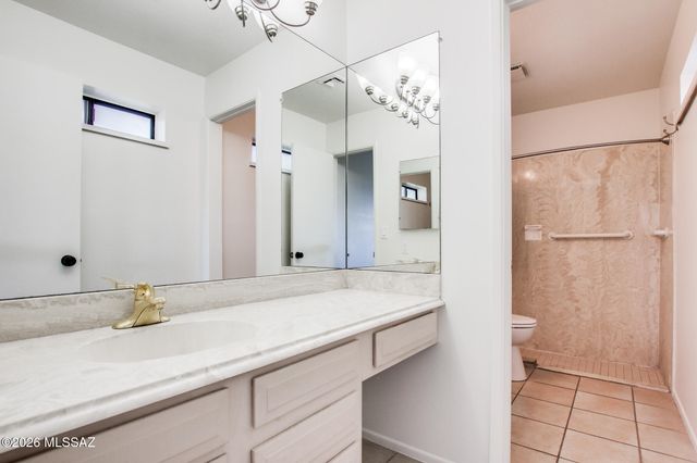 5794 E Camino Del Celador, Tucson, AZ 85750