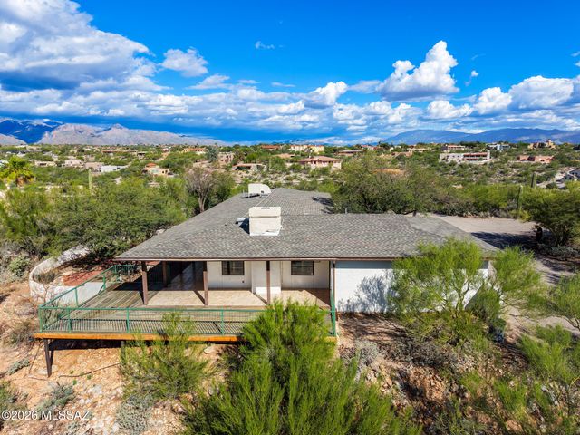 5794 E Camino Del Celador, Tucson, AZ 85750