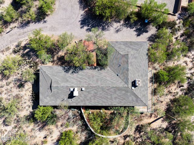 5794 E Camino Del Celador, Tucson, AZ 85750