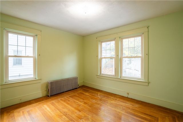 15 Taft Avenue, Providence, RI 02906