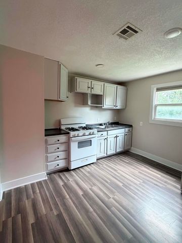 2966 S Davidson St, Wichita, KS 67210