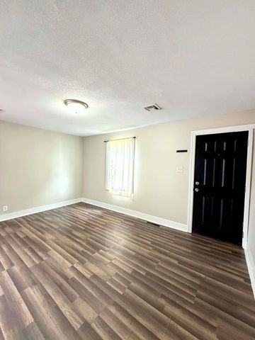 2966 S Davidson St, Wichita, KS 67210