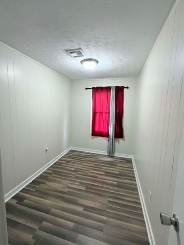 2966 S Davidson St, Wichita, KS 67210