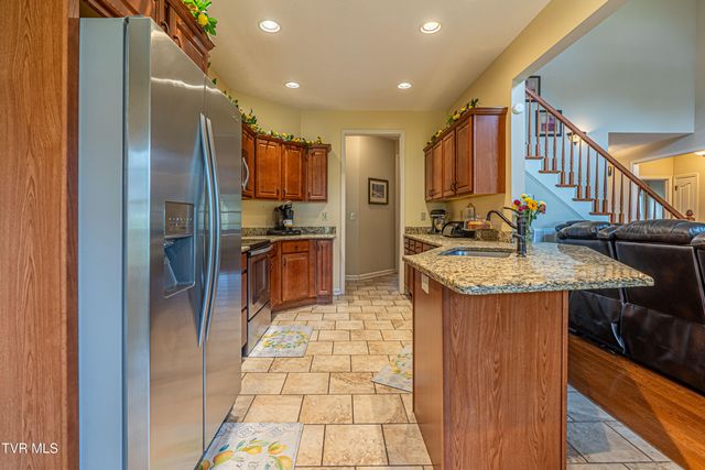 20972 Cheyenne Trail, Abingdon, VA 24211