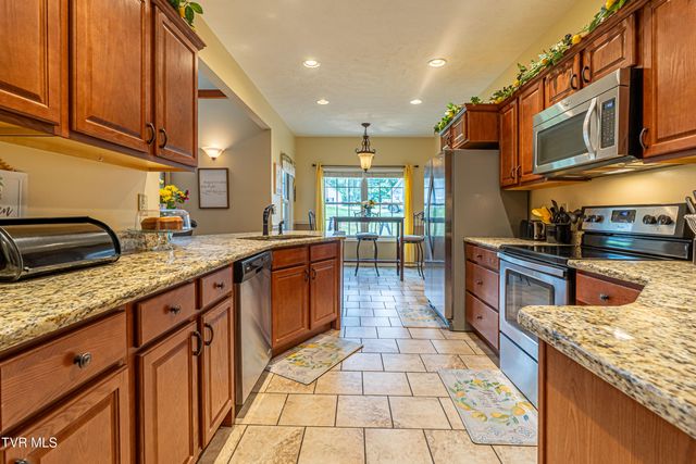 20972 Cheyenne Trail, Abingdon, VA 24211