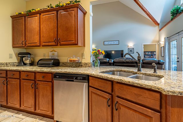 20972 Cheyenne Trail, Abingdon, VA 24211
