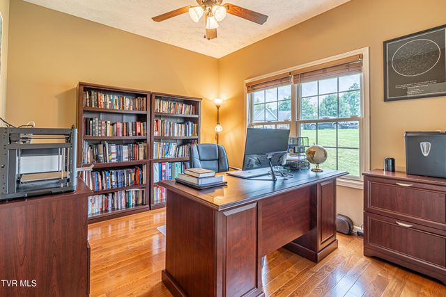 20972 Cheyenne Trail, Abingdon, VA 24211
