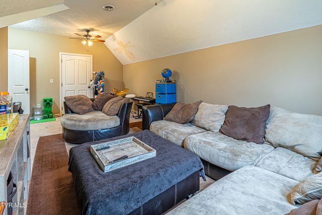20972 Cheyenne Trail, Abingdon, VA 24211