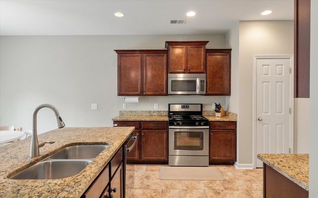 8536 Majestic Street, North Charleston, SC 29420