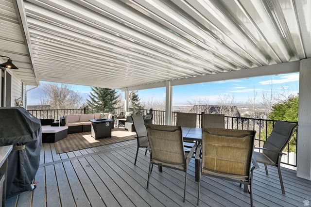 3643 LAKEVIEW DR, North Ogden, UT 84414