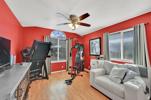 3643 LAKEVIEW DR, North Ogden, UT 84414