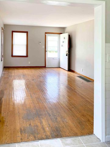 2237 Parkwood Avenue, Columbus, OH 43211