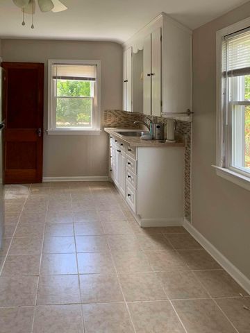 2237 Parkwood Avenue, Columbus, OH 43211