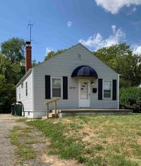 2237 Parkwood Avenue, Columbus, OH 43211