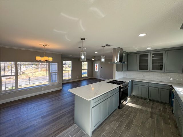 320 W Washington Street, Sherman, TX 75090