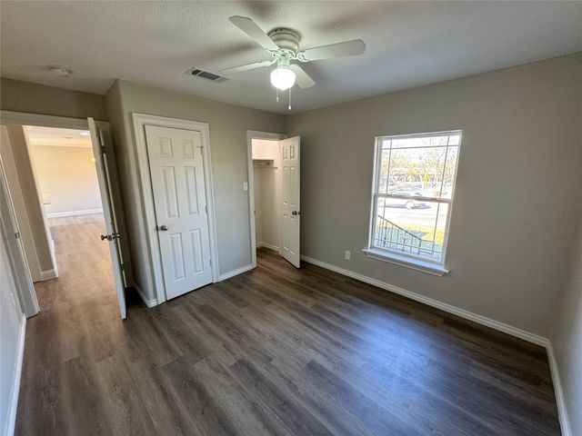 320 W Washington Street, Sherman, TX 75090