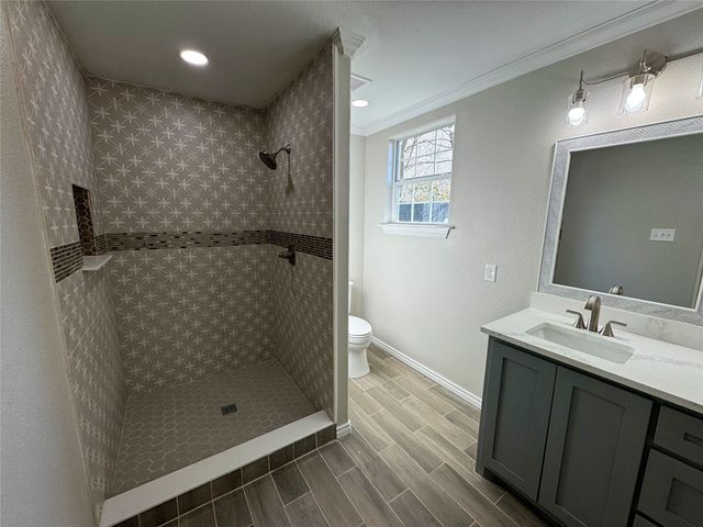 320 W Washington Street, Sherman, TX 75090