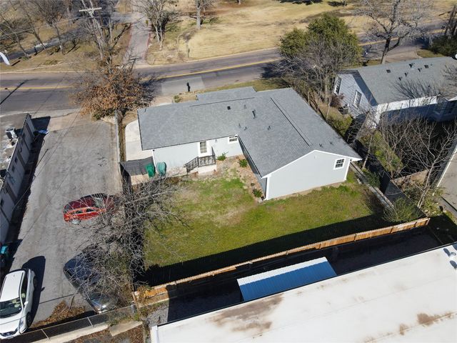 320 W Washington Street, Sherman, TX 75090
