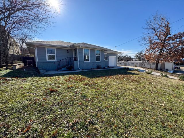320 W Washington Street, Sherman, TX 75090