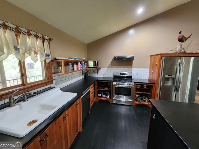 162 Bacon Street, Irwinton, GA 31042