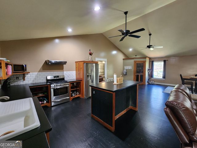 162 Bacon Street, Irwinton, GA 31042