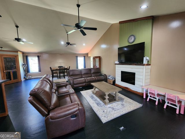 162 Bacon Street, Irwinton, GA 31042