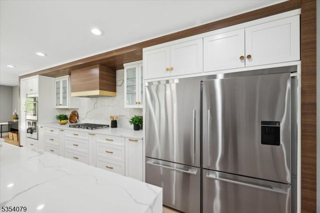 284 Mendham Rd, Morris Twp., NJ 07960