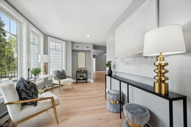 284 Mendham Rd, Morris Twp., NJ 07960