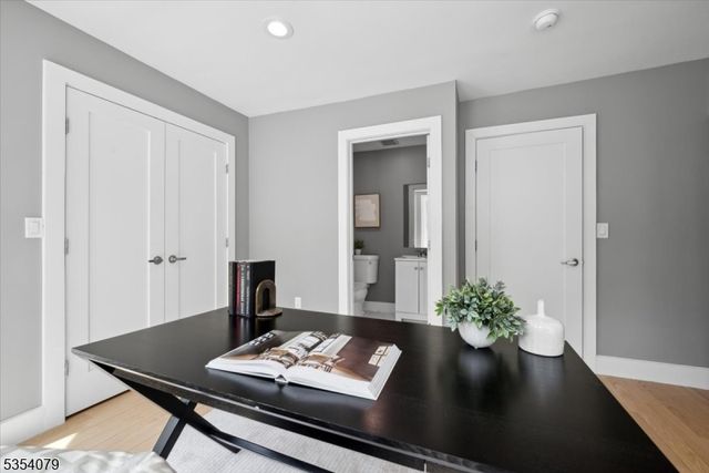 284 Mendham Rd, Morris Twp., NJ 07960