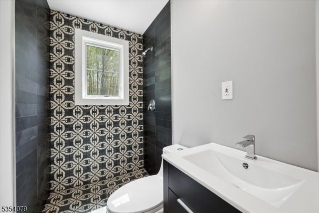 284 Mendham Rd, Morris Twp., NJ 07960