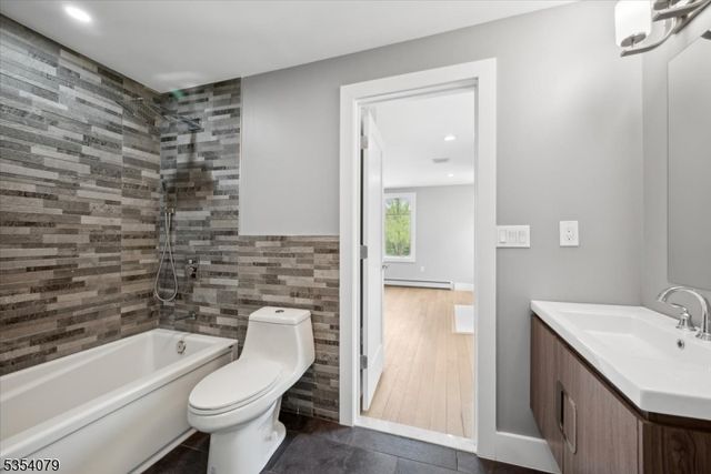 284 Mendham Rd, Morris Twp., NJ 07960