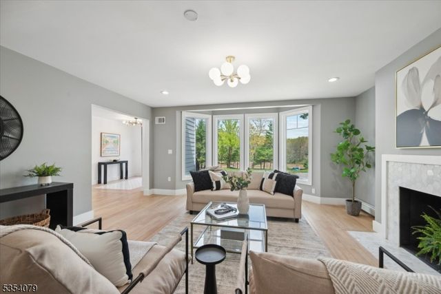 284 Mendham Rd, Morris Twp., NJ 07960