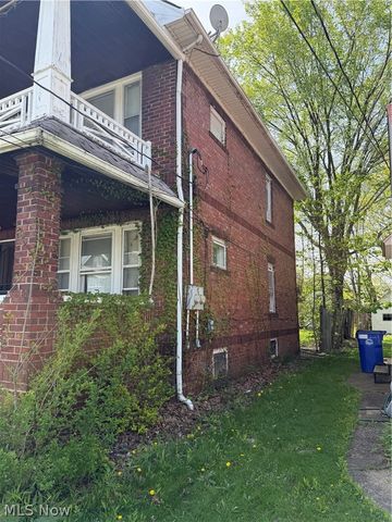716 E 160th Street, Cleveland, OH 44110