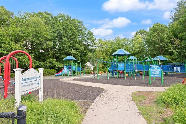 13 Lower Rd, Westford, MA 01886