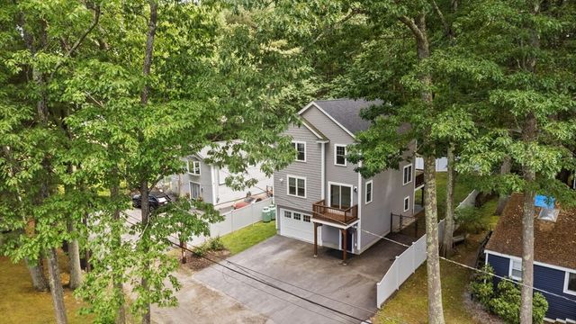 13 Lower Rd, Westford, MA 01886