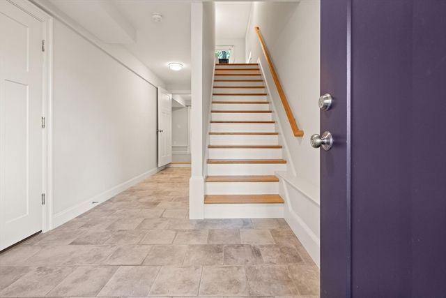 13 Lower Rd, Westford, MA 01886