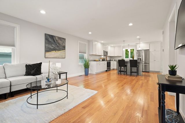 13 Lower Rd, Westford, MA 01886
