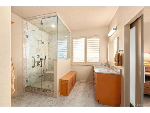 27033 E Mineral Dr, Aurora, CO 80016