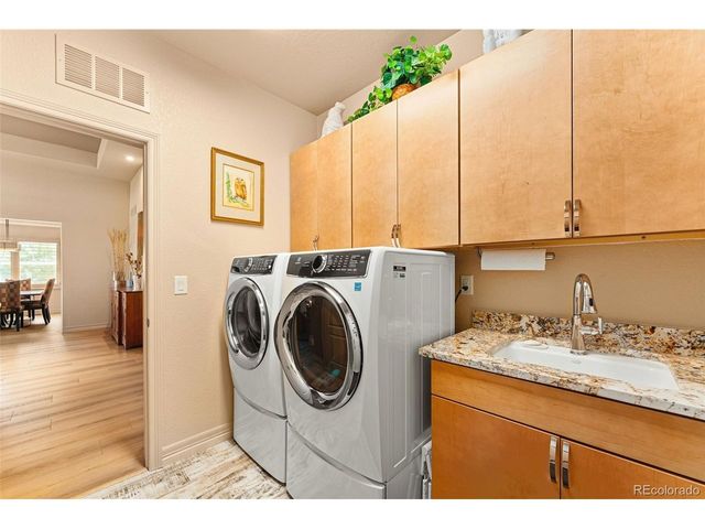 27033 E Mineral Dr, Aurora, CO 80016