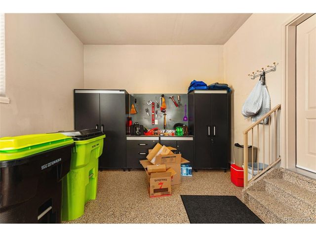 27033 E Mineral Dr, Aurora, CO 80016