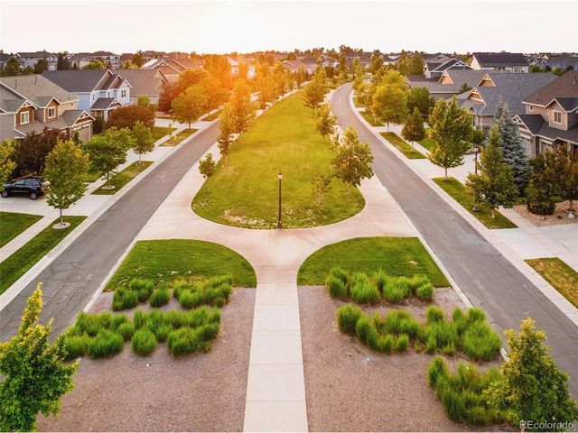 27033 E Mineral Dr, Aurora, CO 80016