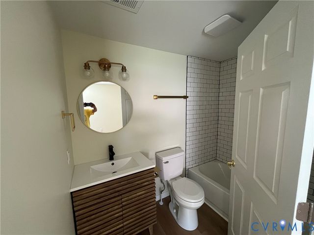601 Cameron St, Petersburg, VA 23803