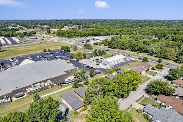 1021 S Lexington Avenue, Springfield, MO 65802